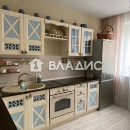 Продажа 2-комн квартиры на вторичном рынке Одинцовский городской округ, Триумфальная улица,  д. 3