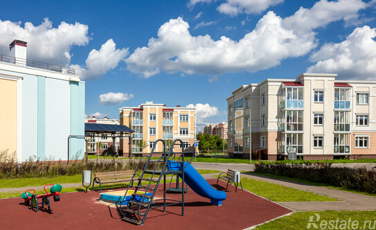 Продажа 1-комн квартиры на вторичном рынке улица Семёна Гордого,  д. 1