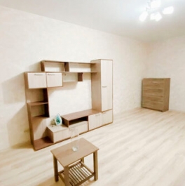 Продажа 1-комн квартиры на вторичном рынке Зеленогорская улица,  д. 7