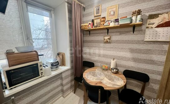 Продажа 2-комн квартиры на вторичном рынке Парковая 11-я ул,  д. 24