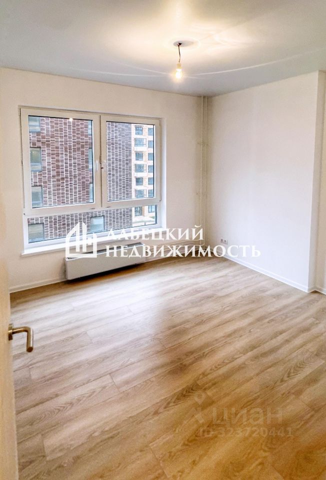 Аренда 3-комн квартиры на вторичном рынке Новоселье городской поселок, улица Невская, 17к2