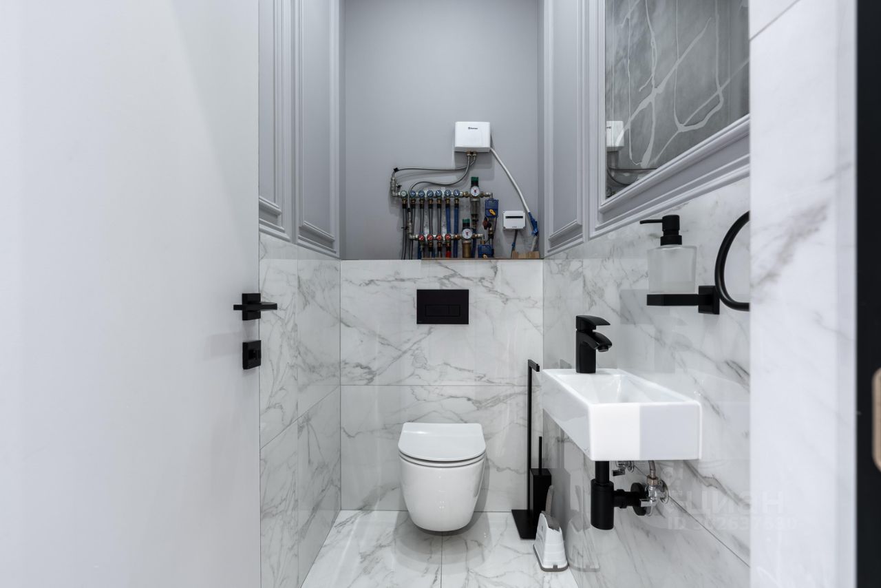 Продажа 2-комн квартиры на вторичном рынке улица Василисы Кожиной, 13