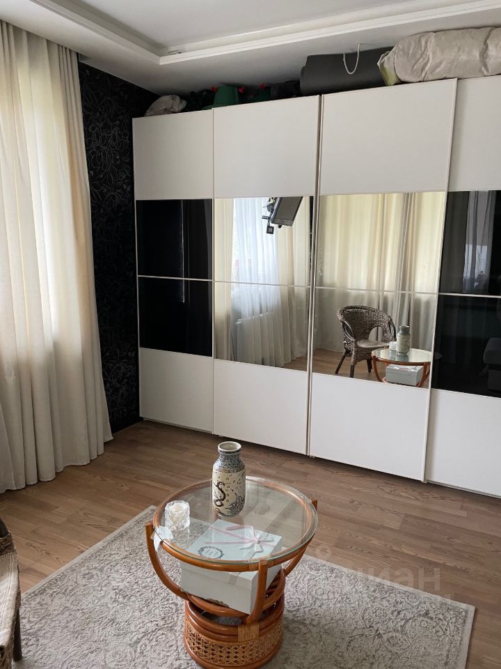 Продажа 2-комн квартиры на вторичном рынке д. Юкки, улица Тенистая, 9