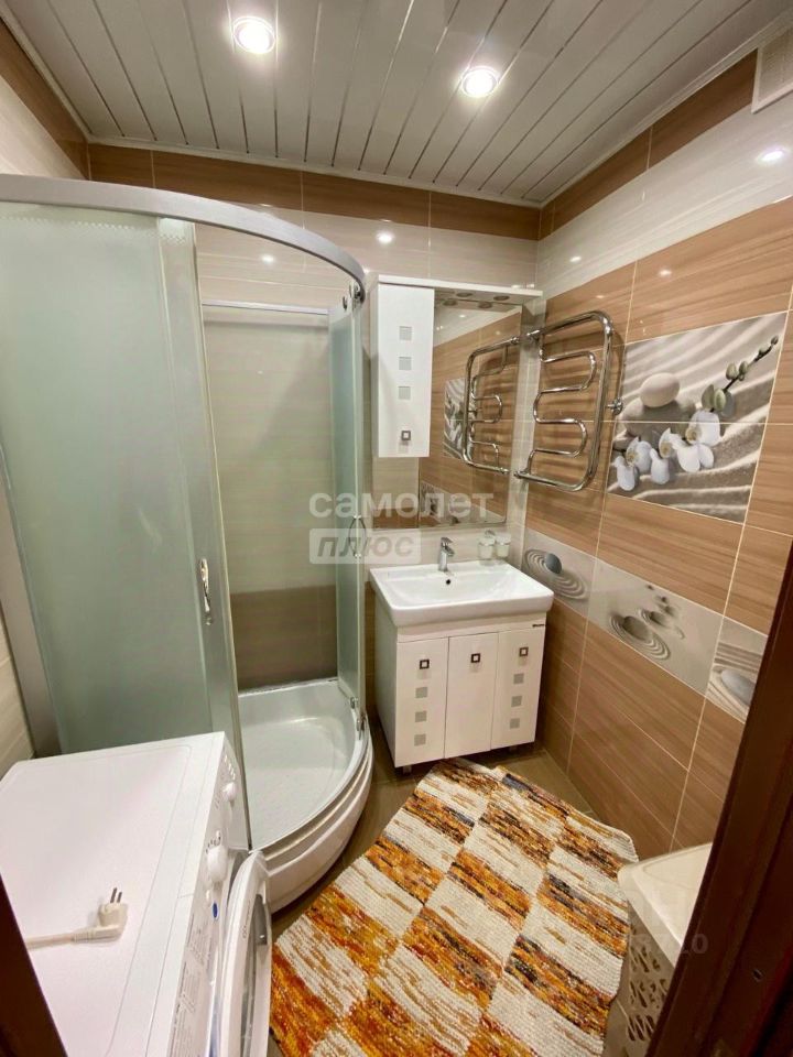 Продажа 2-комн квартиры на вторичном рынке Рождественская улица, 4