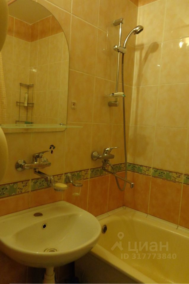 Продажа 1-комн квартиры на вторичном рынке Рыбацкий проспект, 51К1