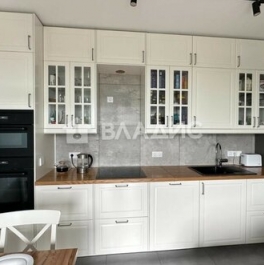 Продажа 2-комн квартиры на вторичном рынке Прибрежный проезд