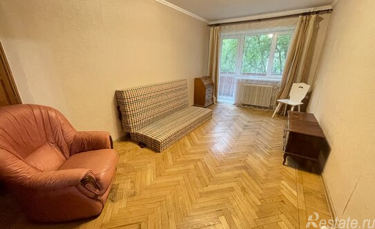 Аренда 2-комн квартиры на вторичном рынке Сафоновская улица,  д. 17