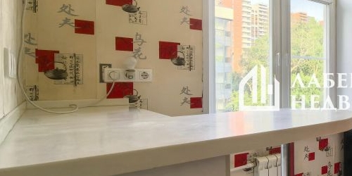 3-комн квартира Новогиреевская улица, 16К1