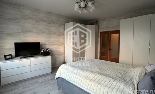 Продажа 3-комн квартиры на вторичном рынке Подольск, улица 43-й Армии,  д. 21