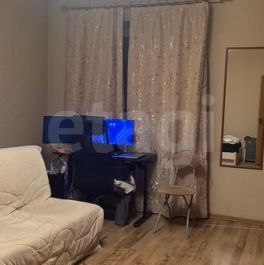 Продажа 1-комн квартиры на вторичном рынке Главная улица,  д. 25