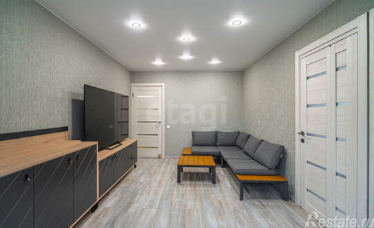 Продажа 3-комн квартиры на вторичном рынке Брянцева ул,  д. 6