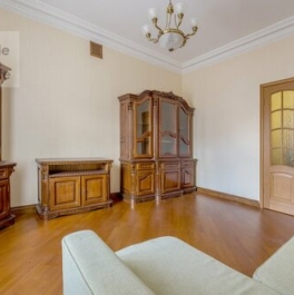 Аренда 2-комн квартиры на вторичном рынке ул Садовая-Спасская,  д. 21/1