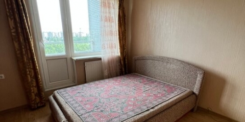 3-комн квартира улица Передовиков,  д. 1/6
