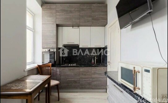 Продажа 2-комн квартиры на вторичном рынке Кутузовский пр-кт,  д. 31