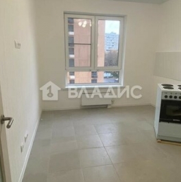 Продажа 2-комн квартиры на вторичном рынке Давыдковская улица,  д. 10