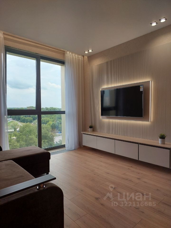 Аренда 3-комн квартиры на вторичном рынке улица 1-я Ватутинская, 14к1