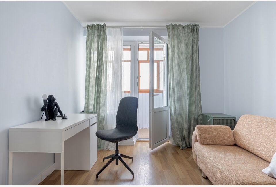 Продажа 3-комн квартиры на вторичном рынке Ленинский проспект, 131К2