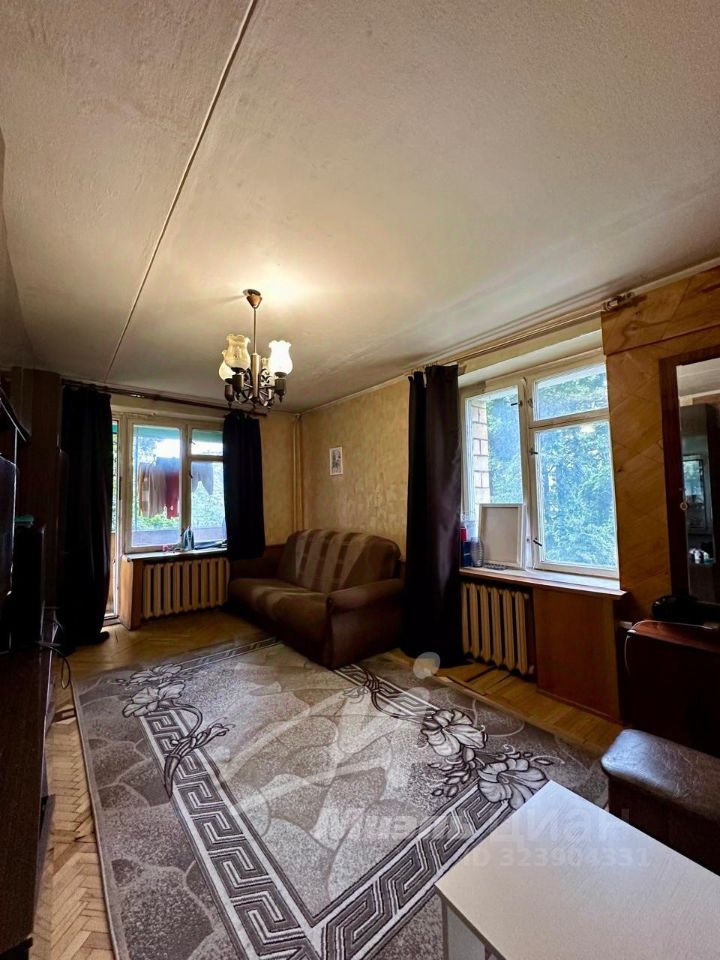 Продажа 2-комн квартиры на вторичном рынке улица Молодцова, 15К1