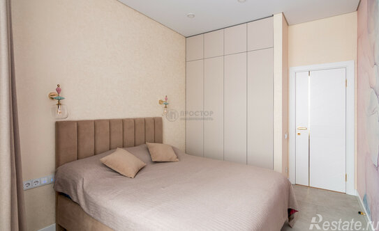 Продажа 2-комн квартиры на вторичном рынке улица Гайдая