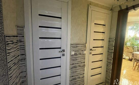 Продажа 2-комн квартиры на вторичном рынке улица Борисовские Пруды,  д. 23 к1