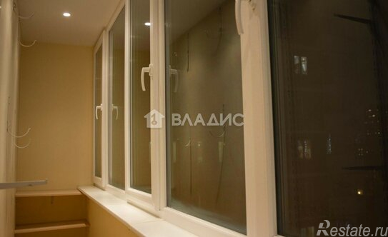 Продажа 2-комн квартиры на вторичном рынке Веерная улица,  д. 22 к2