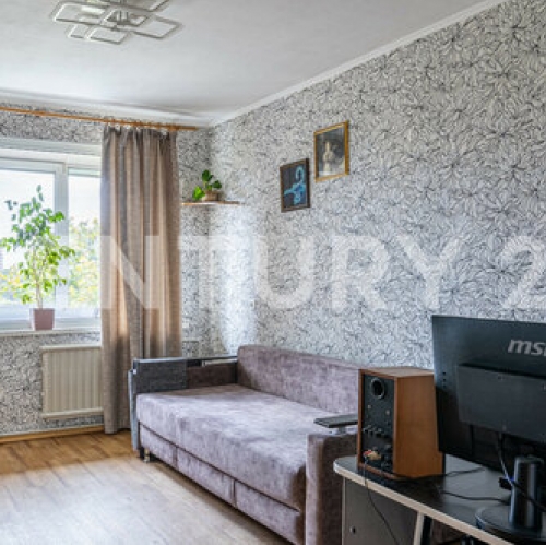 3-комн квартира Учительская улица,  д. 8