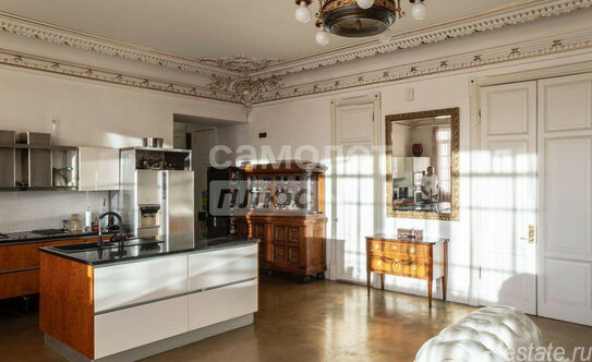 Продажа 3-комн квартиры на вторичном рынке Суворовский пр-кт