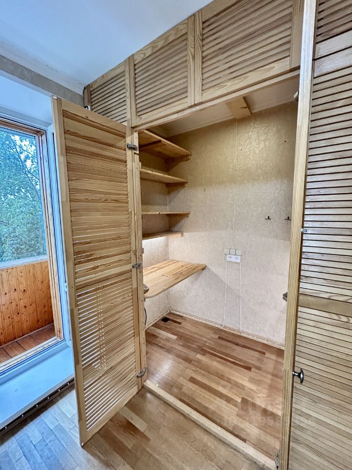 Продажа 3-комн квартиры на вторичном рынке Пушкин, бульвар Алексея Толстого, 9