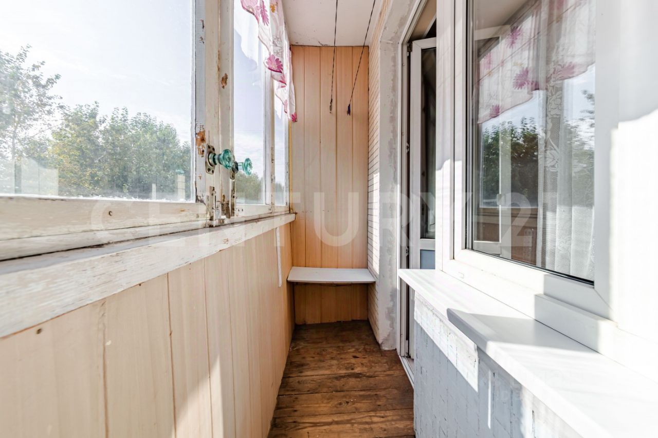 Продажа 3-комн квартиры на вторичном рынке улица Подвойского, 34к1