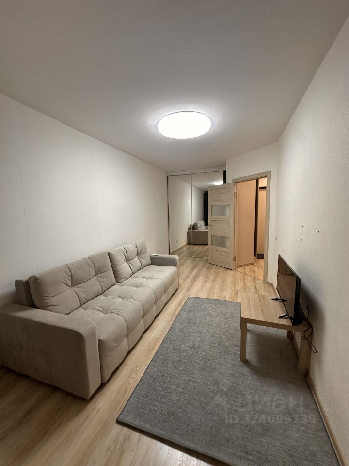 Аренда 1-комн квартиры на вторичном рынке улица Русановская, 18к1