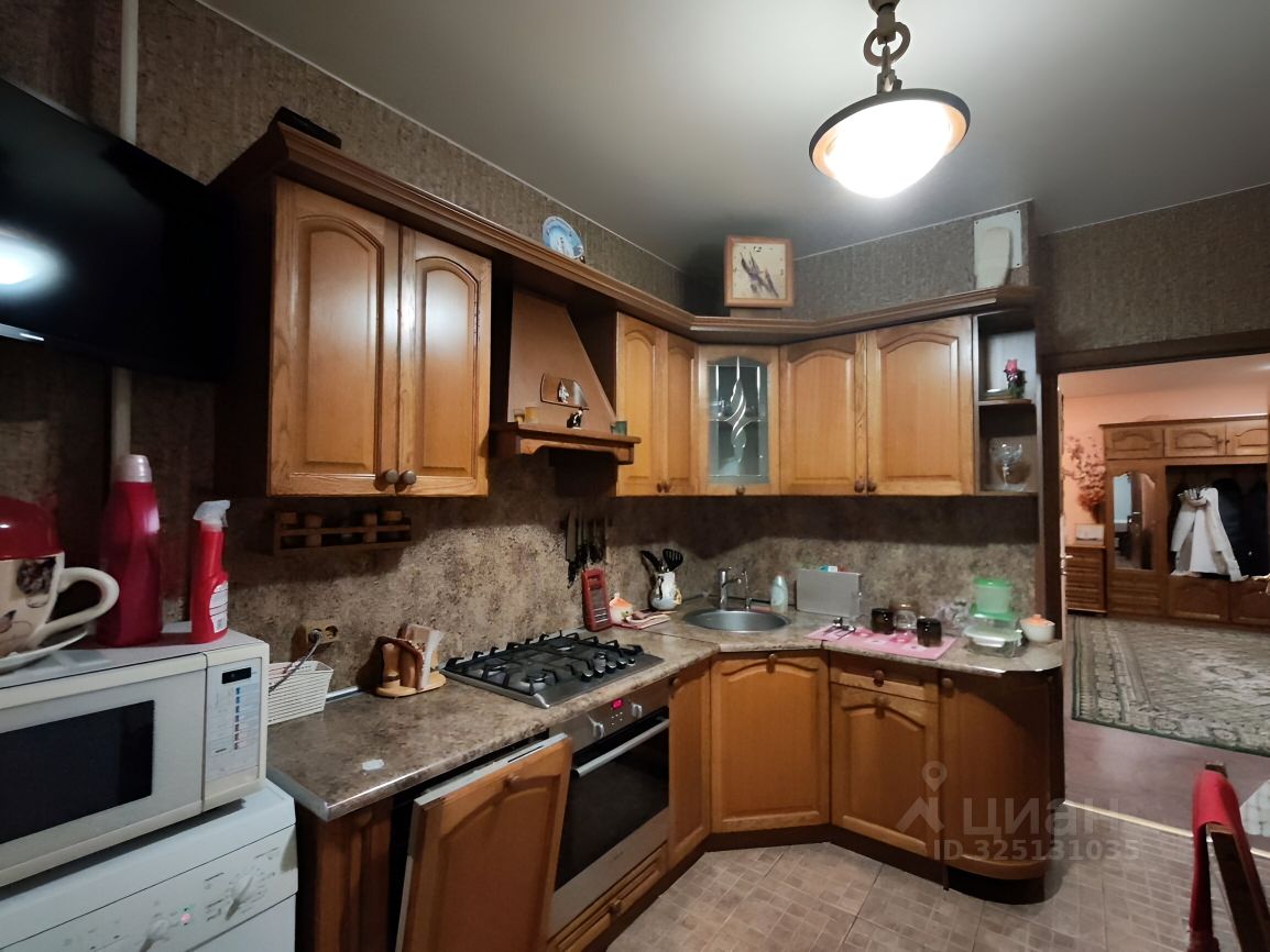 Продажа 2-комн квартиры на вторичном рынке Сертолово, Кленовая улица, 7к1