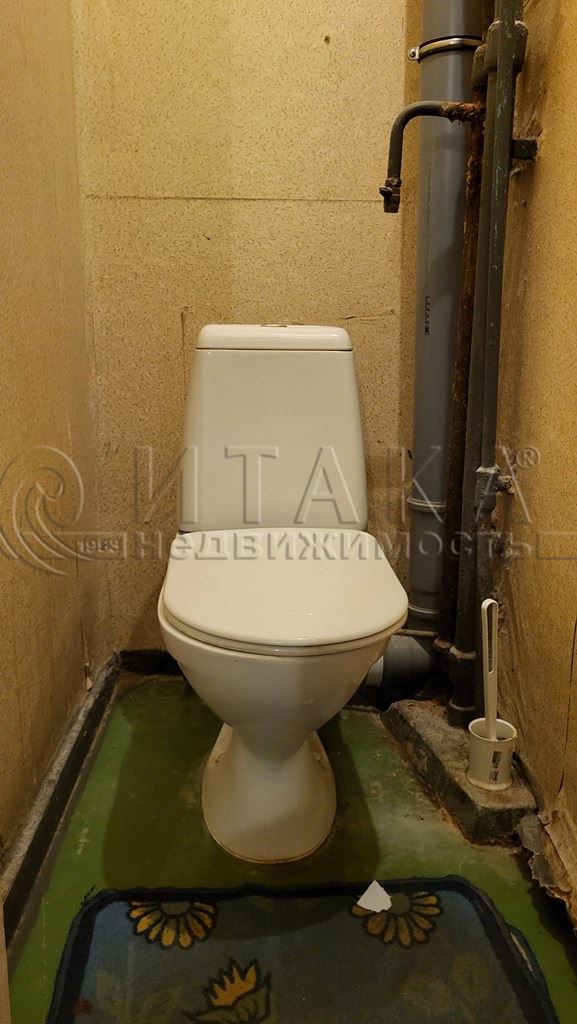 Продажа комнаты Ириновский,  д. 25