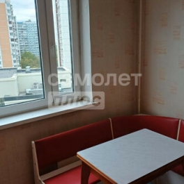 Продажа 3-комн квартиры на вторичном рынке улица Раменки,  д. 25 к1