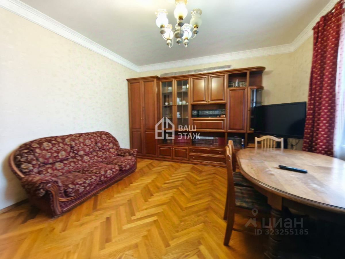 Продажа 3-комн квартиры на вторичном рынке улица Павла Андреева, 28К4