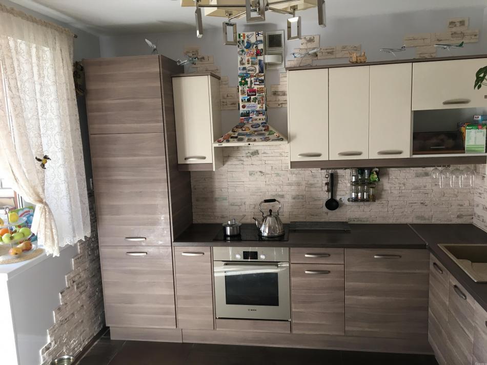 Продажа 3-комн квартиры на вторичном рынке Анисимова ул,  д. 5