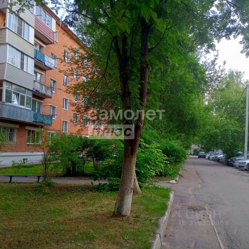 Продажа 3-комн квартиры на вторичном рынке пос. Подольской машинно-испытательной станции,  д. 5