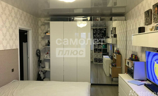 Продажа 1-комн квартиры на вторичном рынке улица Богданова,  д. 42