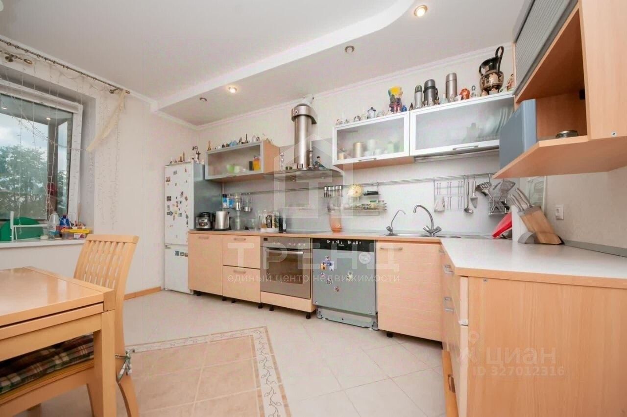 Продажа 4-комн квартиры на вторичном рынке переулок Клочков, 10к2