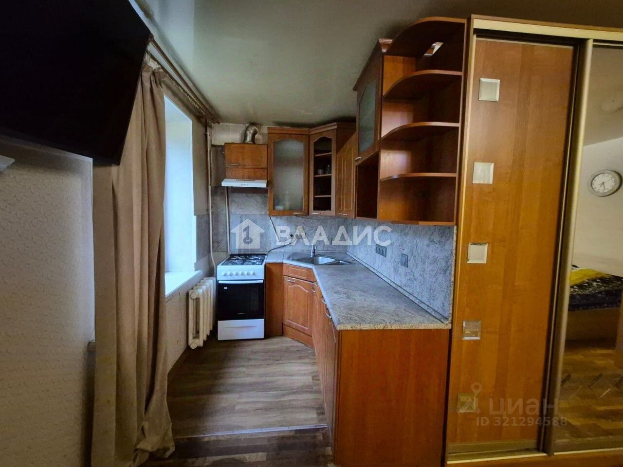 Продажа 1-комн квартиры на вторичном рынке улица Ленсовета, 31