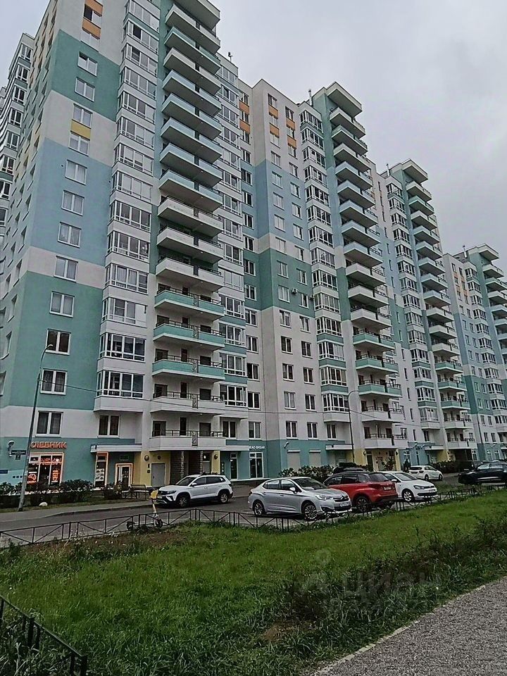 Продажа 1-комн квартиры на вторичном рынке проспект Маршала Блюхера, 7к2