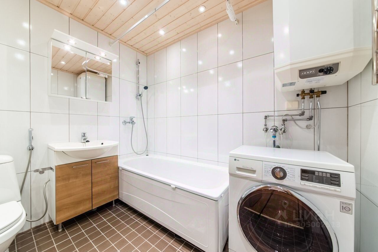 Продажа 3-комн квартиры на вторичном рынке Шпалерная улица, 60Б