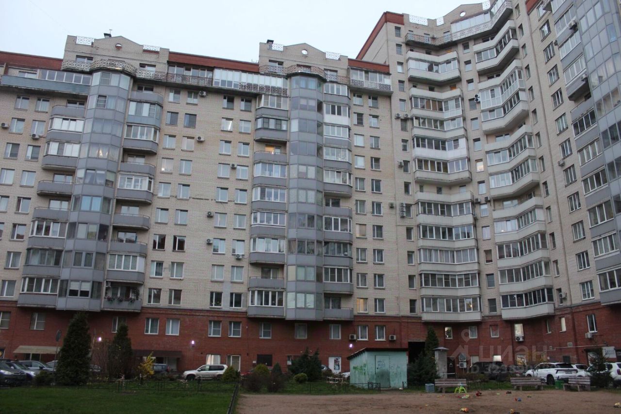 Продажа 2-комн квартиры на вторичном рынке Пулковская улица, 2к1