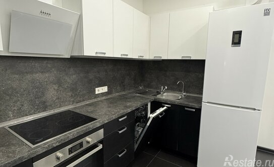 Продажа 1-комн квартиры на вторичном рынке Красногорск г, Красногорский б-р,  д. 9