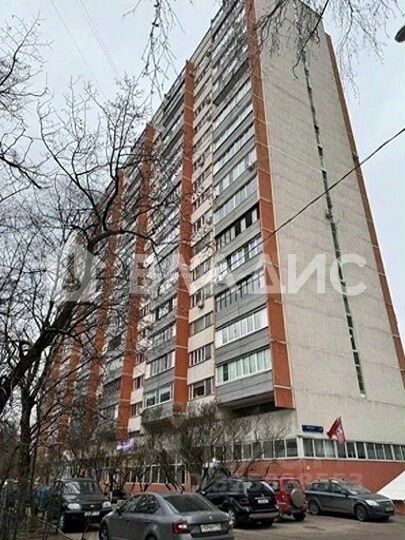 Продажа 3-комн квартиры на вторичном рынке улица Обручева, 4К1