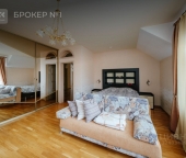 Сдать в аренду Дачи, коттеджи, загородные дома Колбино, Подгорная улица  9 