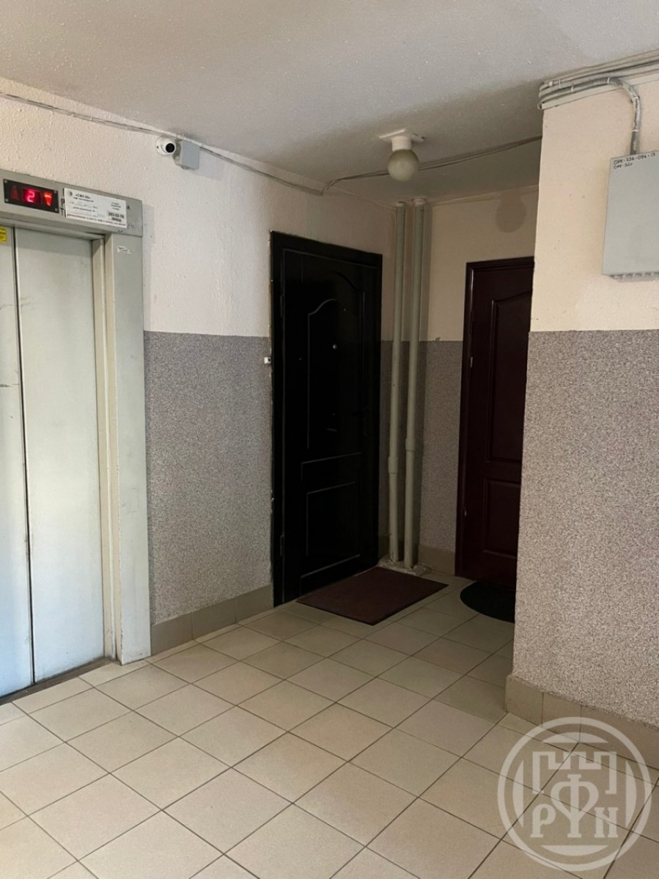 Продажа 2-комн квартиры на вторичном рынке Генерала Симоняка ул. ,  д. 4,  к. 2