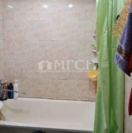 Продажа 3-комн квартиры на вторичном рынке улица Серпуховский Вал,  д. 8