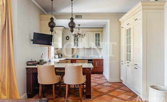 Продажа 3-комн квартиры на вторичном рынке Печатников пер,  д. 3