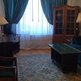 Аренда 2-комн квартиры на вторичном рынке Знаменская улица,  д. 5