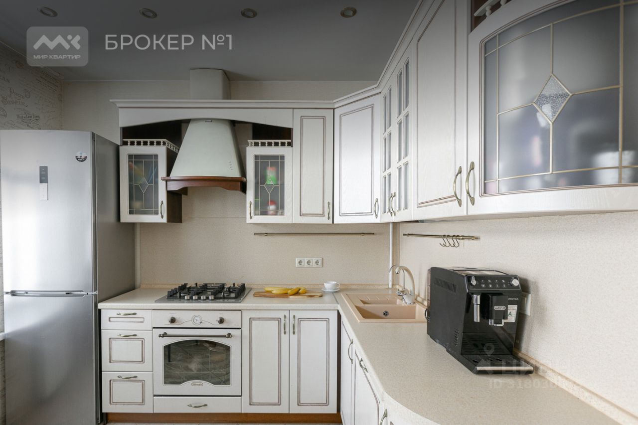 Продажа 2-комн квартиры на вторичном рынке Дегтярный переулок, 8-10Б